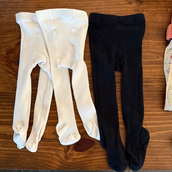 14-Piece Baby/Toddler Clothing & Accessories & Shoes Bundle - Picture 3 of 15